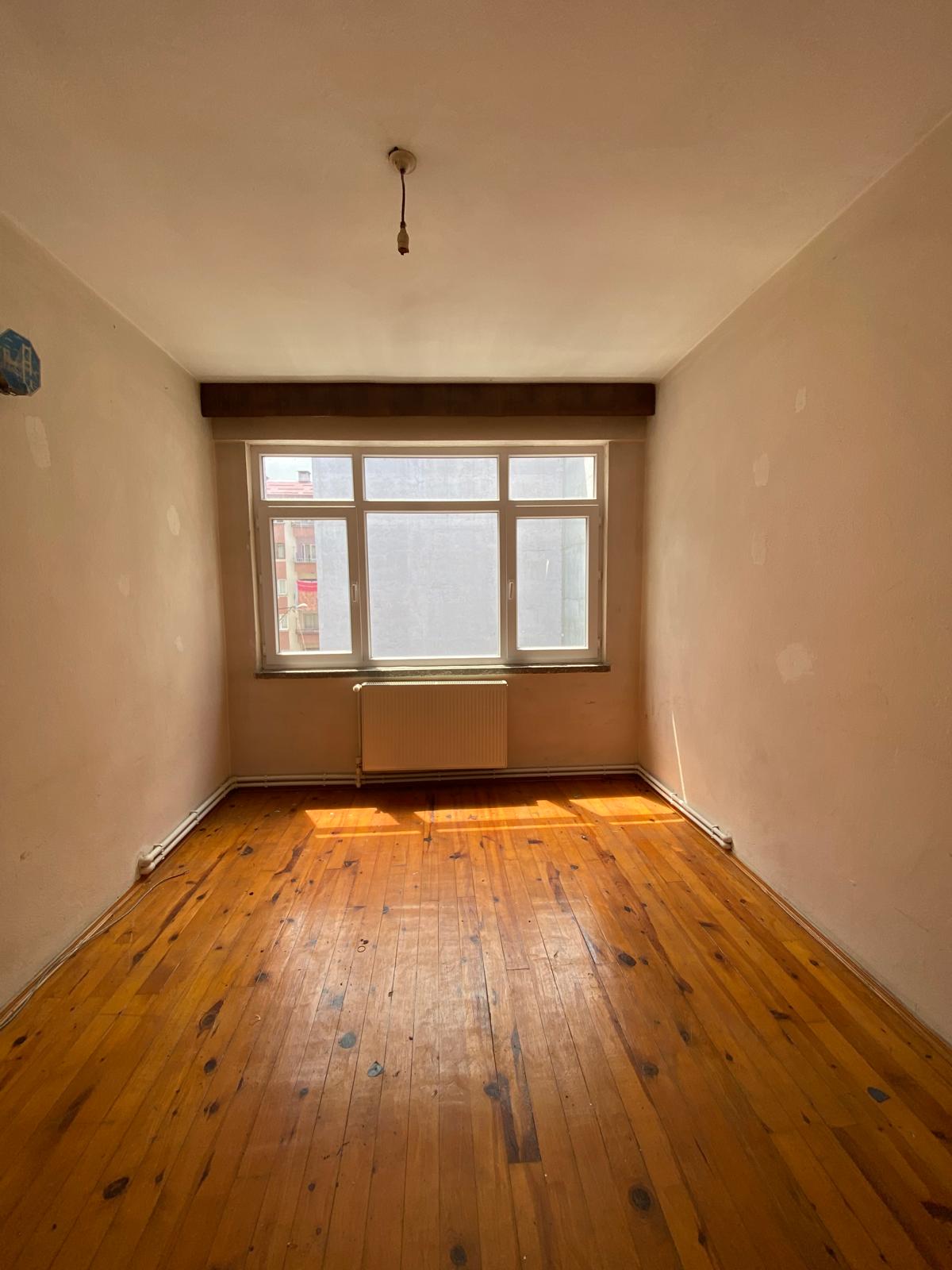 MABEL GAYRİMENKUL/ BEŞİKDÜZÜ/ ÇARŞI İÇİ 2+1 SATILIK DAİRE